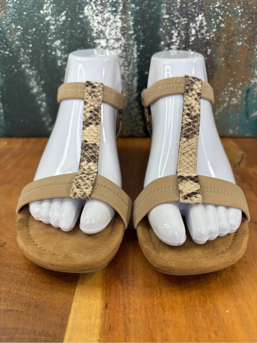 Alfani Classic 2010’s Snake Print T-Strap Wedge Sandals Size 8 VGUC
